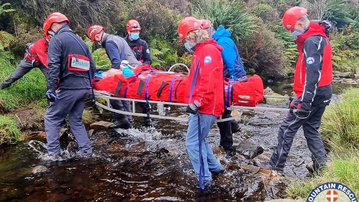 Image from the original article "Walker Rescued after Slipping in the Dark Peak area" (description needed)