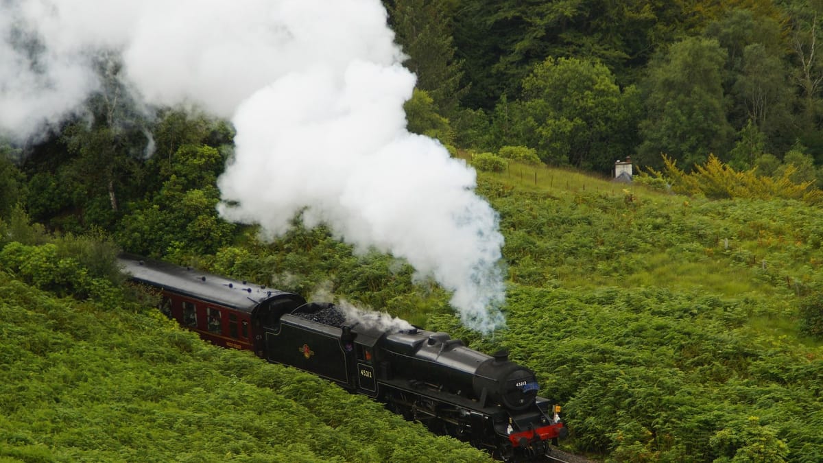 Image from the original article "The Suspension of the Jacobite: A Pause in the Magic of Scotland’s Harry Potter Train" (description needed)