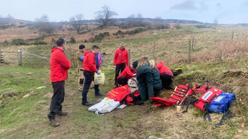 Image from the original article "Cleveland Mountain Rescue Team Swiftly Responds to Fallen Climber in Scugdale" (description needed)