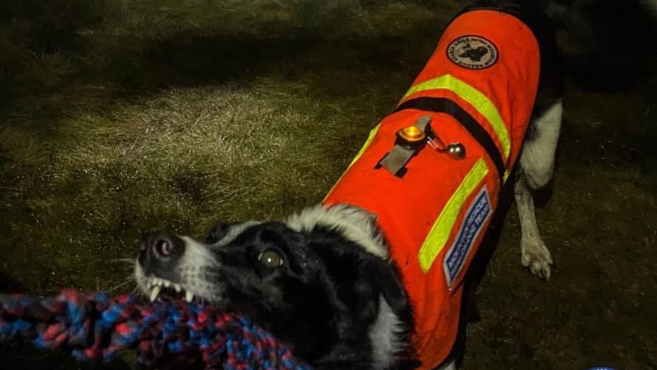 Image from the original article "Two Walkers Rescued on Kinder Scout by Buxton Mountain Rescue Team and Partners" (description needed)