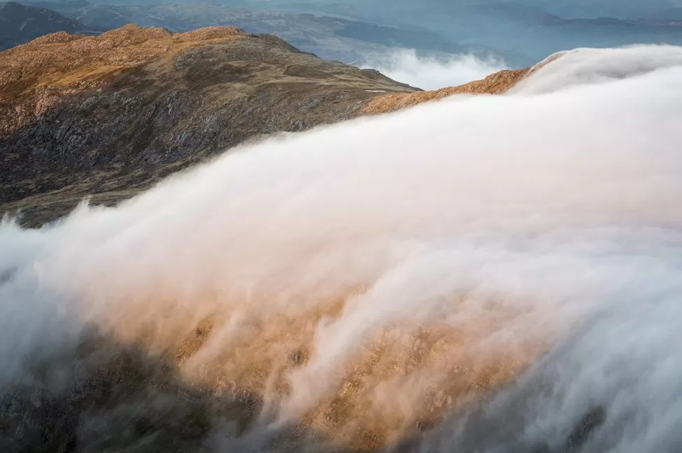 Clouds over Foel Goch