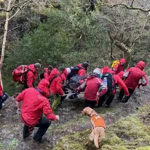 Keswick MRT carrying down an injured woman